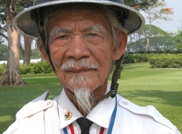 Filipino World War II veteran and survivor of the Bataan death march Wenceslao Rodriguez, taken on Memorial Day 2006.  Photo by Dave Dwiggins.